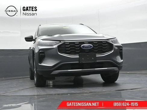 Used 2025 Ford Escape ST-Line AWD/4WD image 40