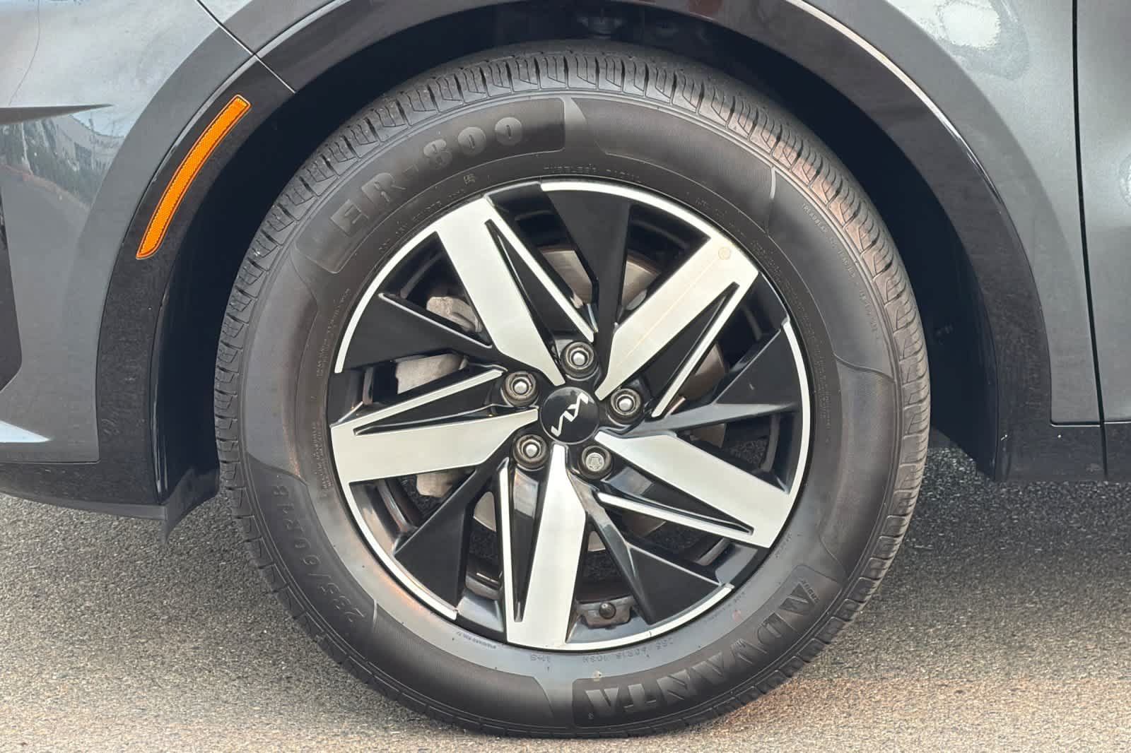 Used 2022 Kia Sorento S FWD image 33