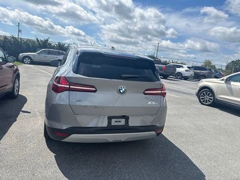 Used 2025 BMW X3 xDrive30i w/ Premium Package AWD/4WD image 12