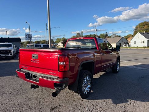 Used 2019 GMC Sierra 2500 Denali w/ Duramax Plus Package AWD/4WD image 5