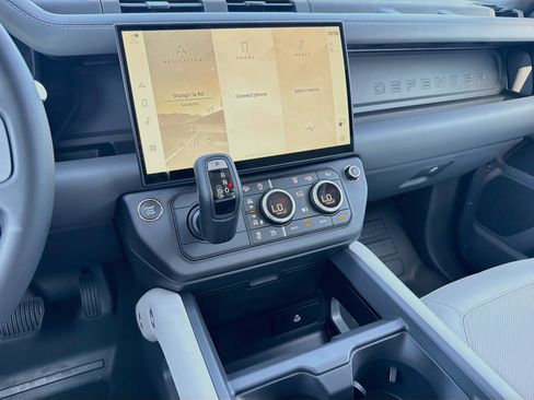 New 2026 Land Rover Defender 110 S AWD/4WD image 28
