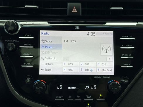Used 2019 Toyota Camry XSE FWD image 23