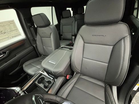 New 2026 GMC Yukon Denali w/ Sun & Power Step Package image 23