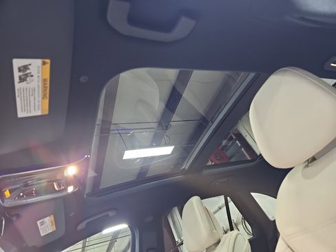 New 2026 Mercedes-Benz GLC 300 image 31