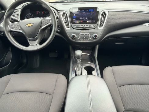 Used 2023 Chevrolet Malibu LT image 18