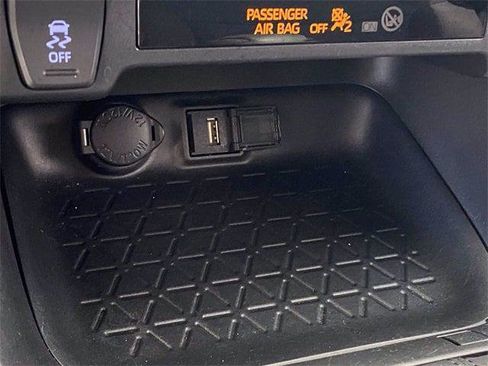 Certified 2020 Toyota RAV4 LE w/ Carpet Mat Package image 22