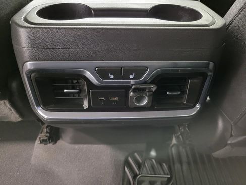 Used 2019 Chevrolet Silverado 1500 LTZ w/ LTZ Premium Package AWD/4WD image 22