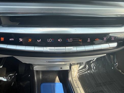 Used 2024 Cadillac Lyriq Sport AWD/4WD image 40