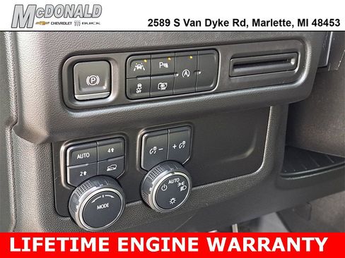 Used 2024 Chevrolet Tahoe RST w/ RST Performance Edition image 8