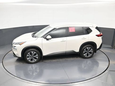 Certified 2023 Nissan Rogue SV FWD image 27