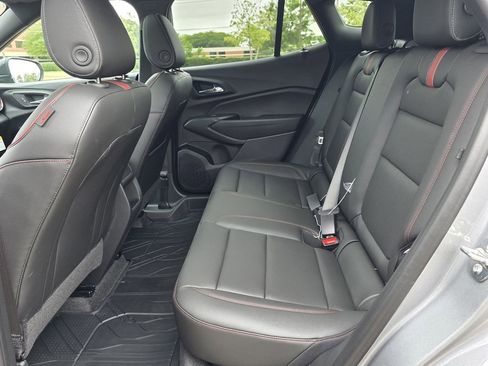 New 2026 Chevrolet Trax RS w/ Sunroof Package FWD image 30