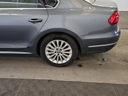 Used 2017 Volkswagen Passat 1.8T SE image 10