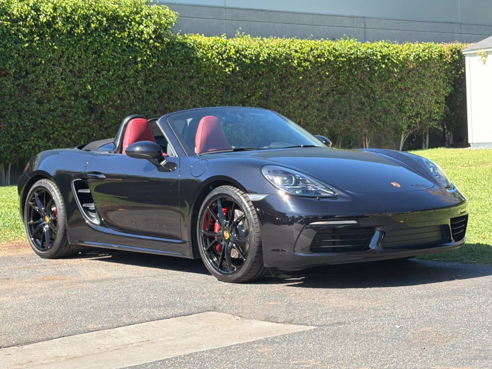 Certified 2025 Porsche 718 Boxster S RWD image 12