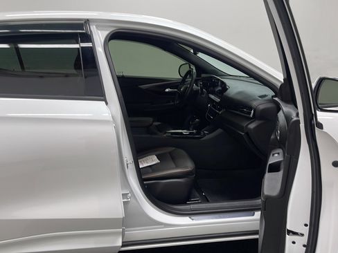 Used 2024 Buick Envista Avenir FWD image 21