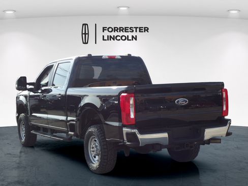 Used 2023 Ford F250 XL w/ XL Off-Road Package AWD/4WD image 5