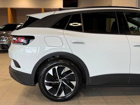 Used 2022 Volkswagen ID.4 Pro RWD image 16