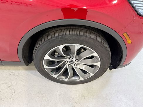 New 2026 Lincoln Aviator 2WD image 31