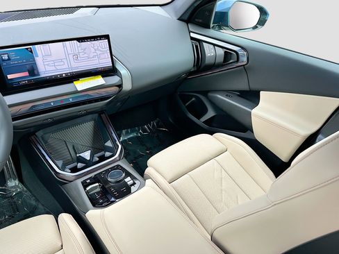 New 2025 BMW X3 xDrive30i w/ M Sport Package image 20