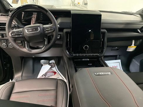 New 2026 GMC Yukon AT4 Ultimate w/ LPO, Floor Liner Package AWD/4WD image 16
