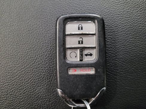 Used 2021 Honda Accord Sport image 32