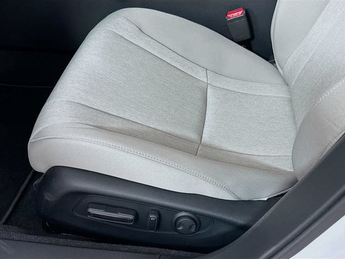 Used 2026 Honda Accord SE image 9