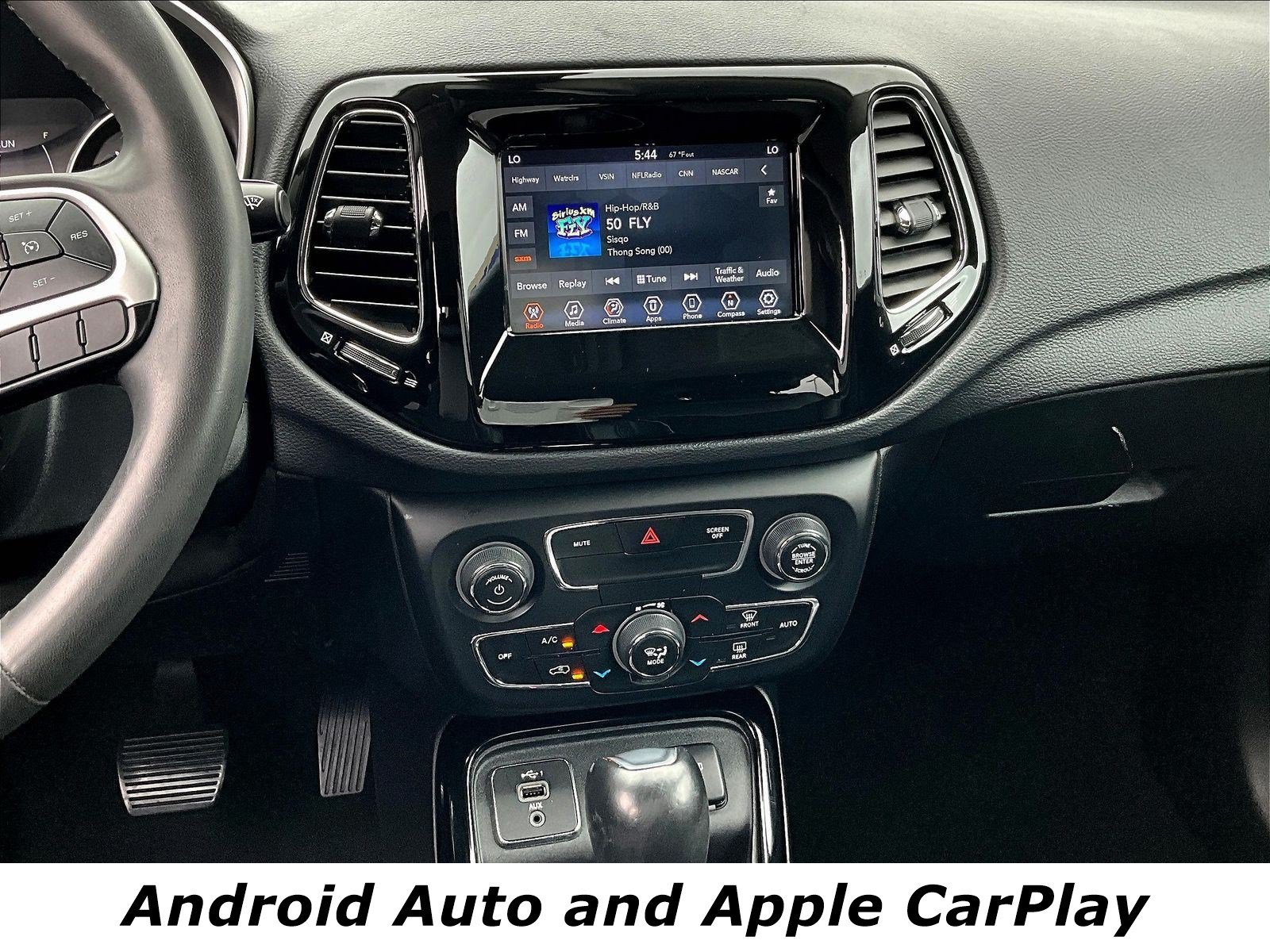 Used 2021 Jeep Compass Latitude FWD image 9
