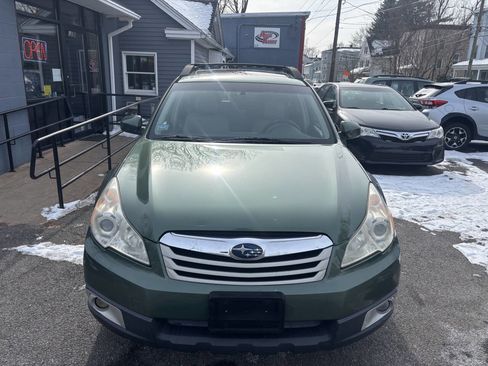 Used 2011 Subaru Outback 2.5i Premium image 7
