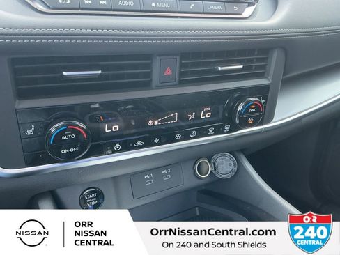 New 2026 Nissan Rogue SV w/ Cold Weather Package FWD image 23