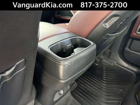 Certified 2024 Kia Telluride EX w/ EX Captain's Chair Package FWD image 24