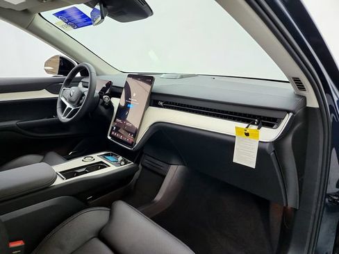 New 2026 Volvo EX90 Ultra AWD/4WD image 13