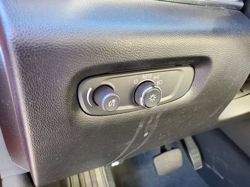 Certified 2023 Chevrolet Traverse LT w/ LPO, Floor Liner Package image 25