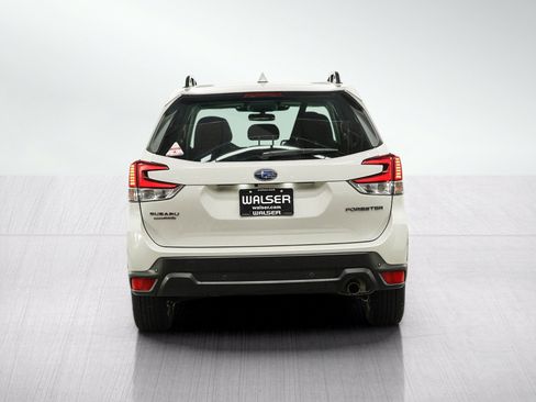 Used 2023 Subaru Forester Limited AWD/4WD image 4