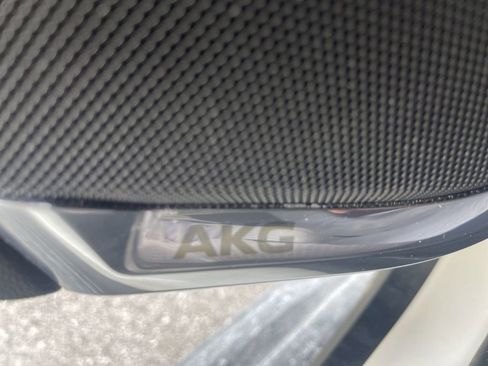 Used 2024 Cadillac Escalade Premium Luxury image 26