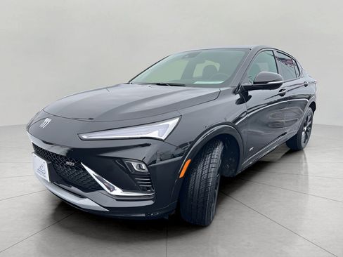 Used 2025 Buick Envista Sport Touring image 4