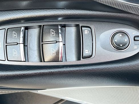 Used 2020 INFINITI Q50 Sport image 18