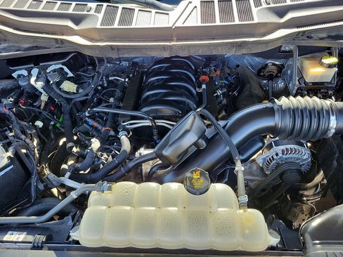 Used 2022 Ford F150 XLT w/ Equipment Group 302A High image 13