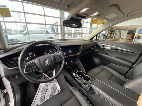Used 2023 Buick Envision Essence image 14