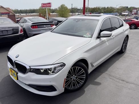 Used 2019 BMW 530i w/ Convenience Package image 2
