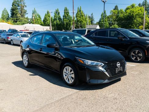 Used 2024 Nissan Sentra S FWD image 24