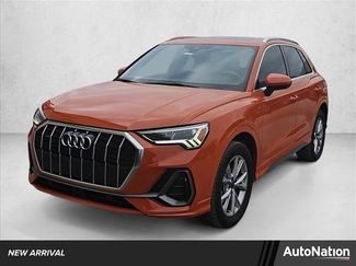 Used 2022 Audi Q3 2.0T Premium Plus w/ Premium Plus Package video 1