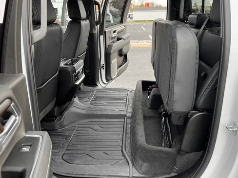 Used 2025 GMC Sierra 2500 Denali image 19