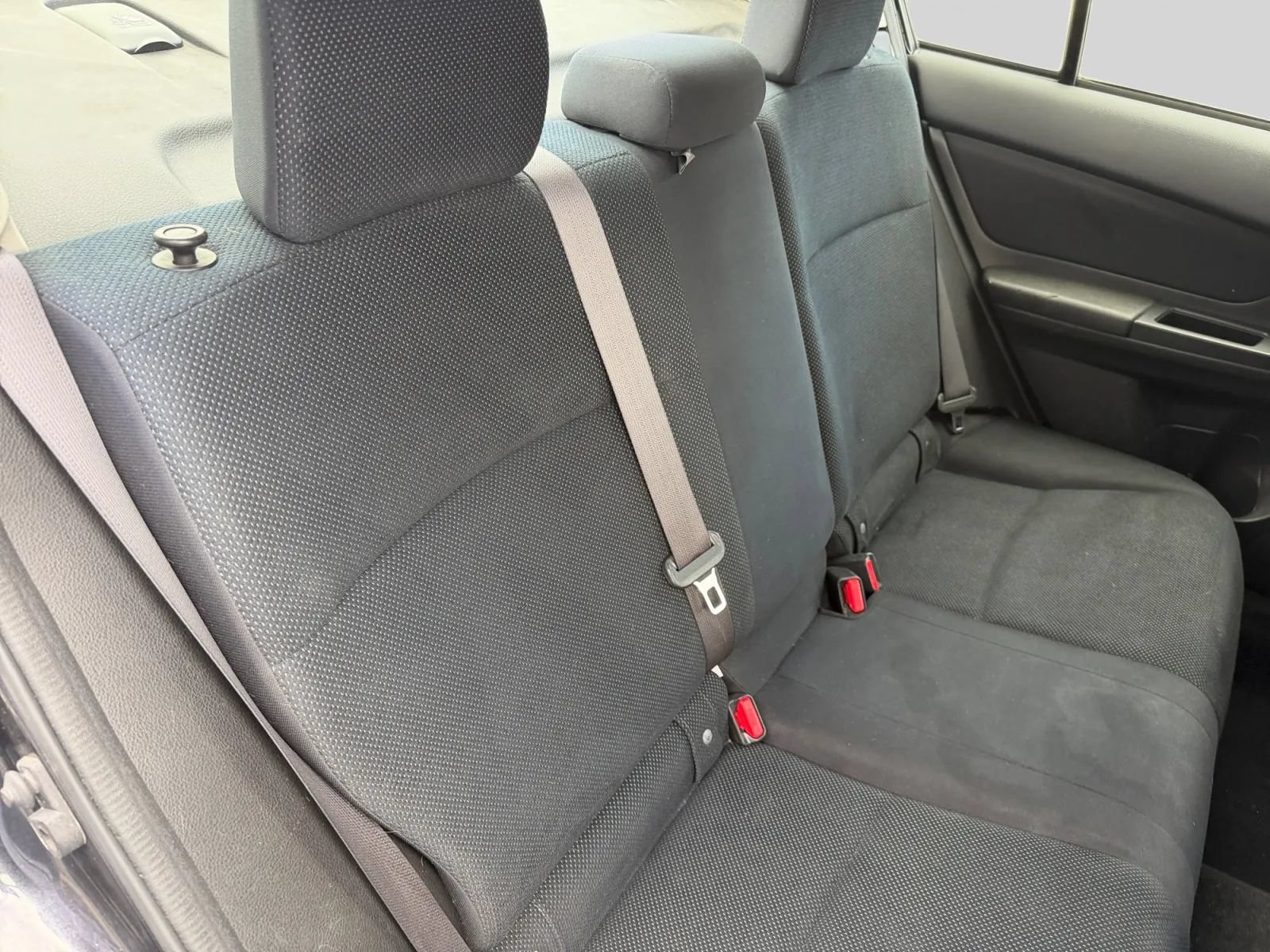 Used 2014 Subaru Impreza 2.0i Premium AWD/4WD image 18
