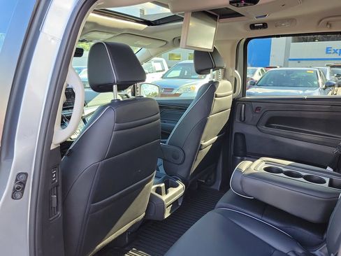 Certified 2026 Honda Odyssey Touring image 15