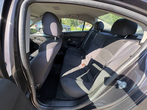 Used 2016 Chevrolet Cruze LT FWD image 20
