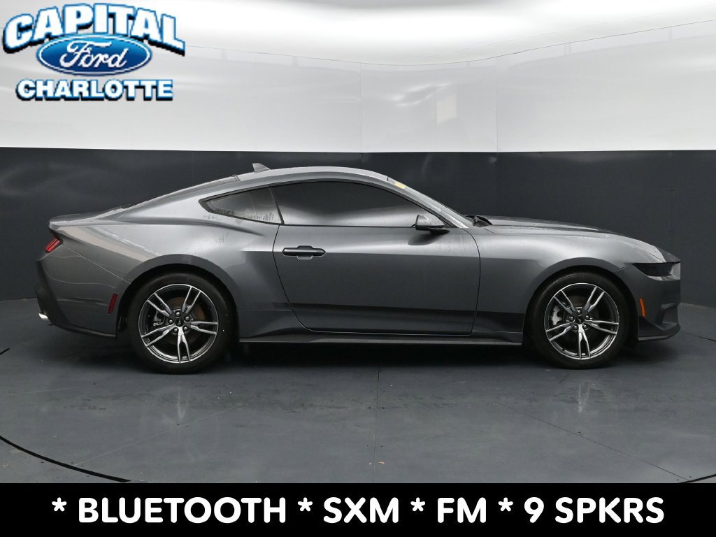 Used 2025 Ford Mustang Coupe RWD image 9