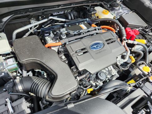 Certified 2025 Subaru Forester Limited AWD/4WD image 9