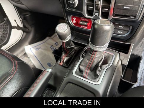 Used 2023 Jeep Gladiator Rubicon w/ LED Lighting Group AWD/4WD image 24