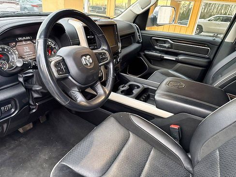 Used 2022 RAM 1500 Laramie image 9