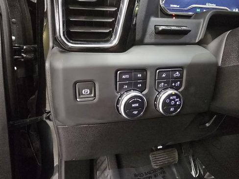 Used 2024 GMC Sierra 2500 Denali w/ Denali Reserve Package image 37