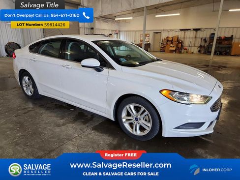 Used 2018 Ford Fusion SE w/ Fusion SE Technology Package FWD image 5